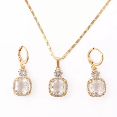 China Best CLASSIC Factory Price 18K Gold Plated Diamond Cubic Zirconia Necklace And Earring Jewelry Set For Women for sale