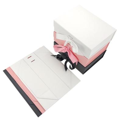 China paper & Cardboard Recycled Foldable Corrugated Cardboard Clothes Gift Announcement Box With Pink Color for sale