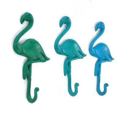 China IVYDECO Viable Customize Decor Wall Hook Flamingo Bird Wall Hook Metal Home Decorative Metal Colored Wall Hook for sale