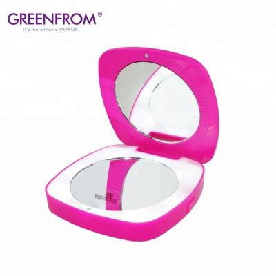 China Foldable Pocket Mirror Makeup Mirror with Led Lights 1x/5x Magnification Led Cosmetic Mirror/Plastic Round Led Lighted Vanity Mirror for sale