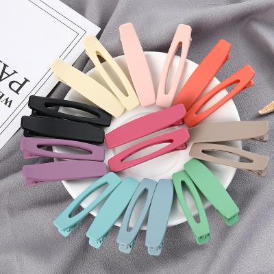 China New fashion insSuper hot acrylic barrettes side clip frosted clip fashion hits girl series bar hair clip hair accessories for sale