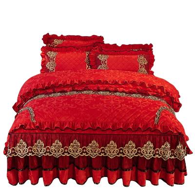 China American Nondisposable Winter Style Red Velvet Quilted Cotton 4pcs Wedding Bedding Set for sale