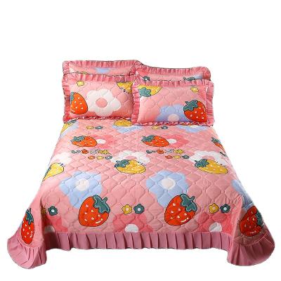 China High Quality American Soft Plush Bedspread Velvet Style Fluffy Fruits Designs Bed Cover for sale