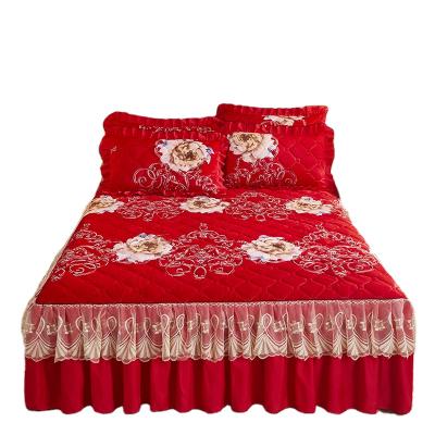 China High Quality American Style Velvet Ultra Soft Quilted Bed Skirts Bedspread for sale