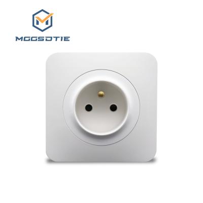 China Multi-Purpose Classic Wall Switch Europe Russia France Standard Socket For Home Metal White Copper Wholesalers for sale