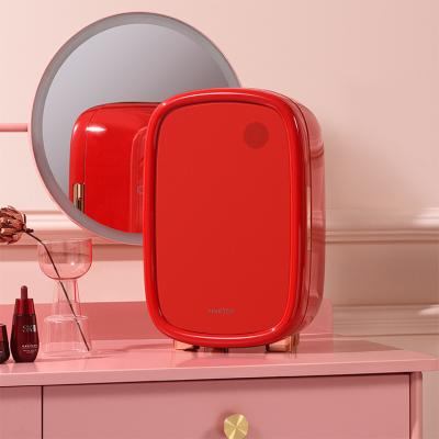 China THERMOELECTRIC Cute Table Top 12V 24v Mini Cosmetic Fridge , 4 Liter Mini Fridge For Bedroom for sale