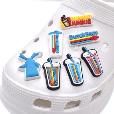 China Drag Charm Croc Charms Wholesale Cartoon Coffee Mugs Luxury Brand Croc Shoe Decor Charms for sale