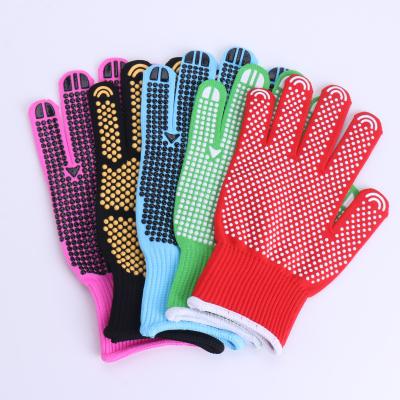 China Anti-skid outdoor thermal and non-slip contact slip-proof nylon sports gloves for sale