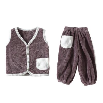 China Breathable Autumn Toddler Fleece Baby Outfit Two Piece Fleece Clothes Sleeveless Top With Pants for sale