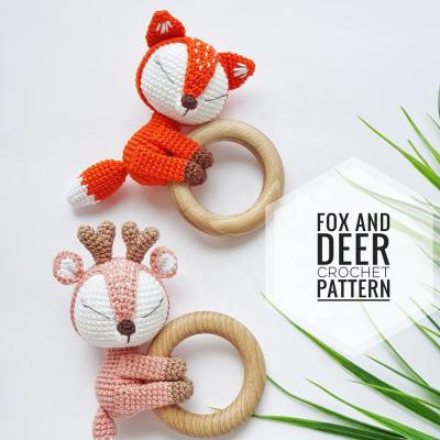 China Soft Toy Monkey Baby Rattle Crochet Baby Teething Ring Safari Animal Rattle Fox Sloth for sale