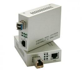 China WDM Fast Ethernet fiber optic media converter 20Km for sale