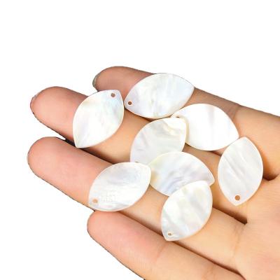 China China Shell Leaf Shape Natural White Mother Of Pearl Cutout Loose Beads For Necklace Pendant Decoration Natural Shell Craft for sale