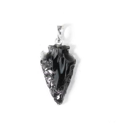 China Spiritual Obsidian Healing Crystals Arrowhead Necklace Vintage Obsidian Crystal Pendant Natural Black Pendant Jewelry for sale