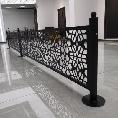 China Wholesale Price Easily Assembled Black Aluminum Metal Fence And Gates For Safety Yard/House/School/Garden/Lawn for sale