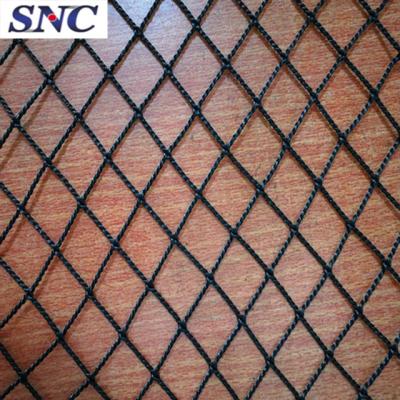 China Monofilament HDPE PE Knotless Trawl Fishing Net for sale