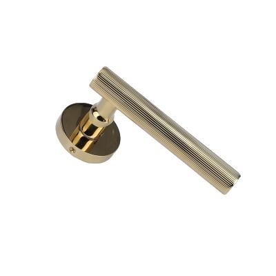 China New Arrival Modern Exterior Door Knobs Handles Exterior Luxury Exterior Brass Lever Door Handle for sale