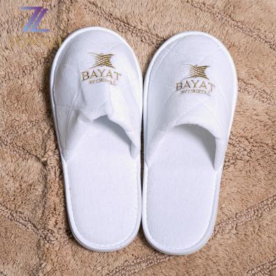 China Wholesale Disposable Closed Toe Sole Cheap Closed Toe Hotel Slipper With Logo for sale