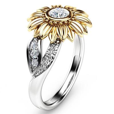 China European and American Fashion Couple Ring Diamond White Gold Sunflower Flower Two-tone Ring Jewelry for sale