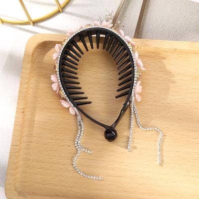 China Hot Coil National Temperament Hair Rhinestone Flower Retro Hair Accessories Fashion Pearl Hair Band For Girls for sale