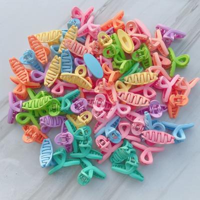 China Manufacturer direct sales of hair clip sale hair accessories new candy color hot korean matte bangs girls mini small broken clip kids for girl for sale