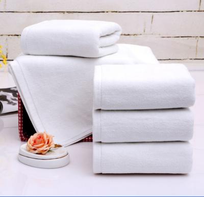 China Child Safe Plain 100% Cotton Towel , Luxury White Towel 600grams Travel OEM Set , 3 or 4 Piece Towel Set For Hotel for sale