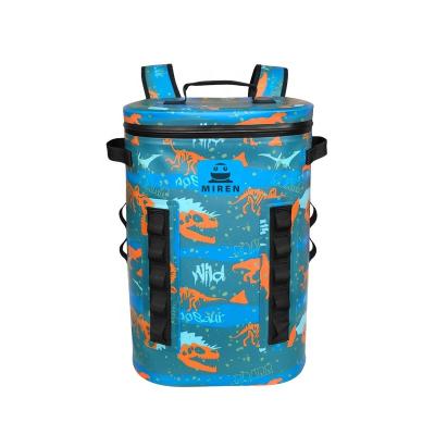 China Aangepaste 29 Cans Camouflage Cooler-rugzak voor campingpicknick Te koop