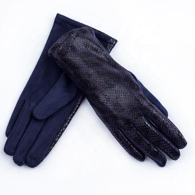 China Winter Simple Classic Women's Grain Snake Faux Design Gloves for sale