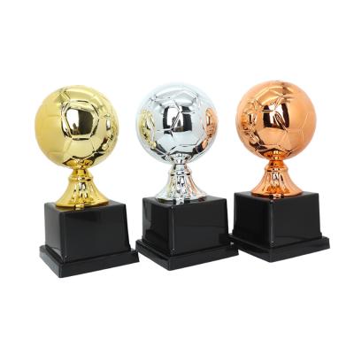 China Europe Europe Feature Trophy In Stock Wholesale Silver Soccer Football Trophy Awards for sale