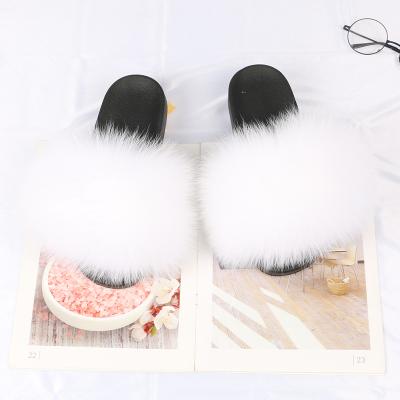 China Fashion Color Waterproof Luxury Women Smudge Fur Slippers for sale