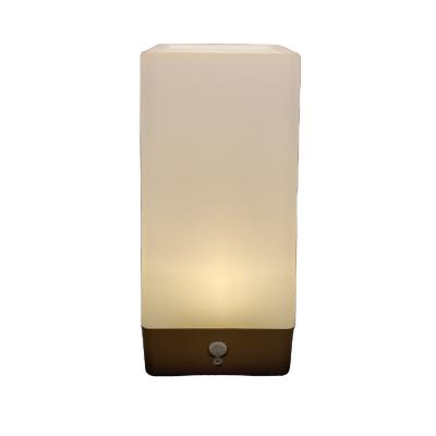 China Modern custom made high quality low pir sensor Dimmable hotel led lamp bedside lamp for sale