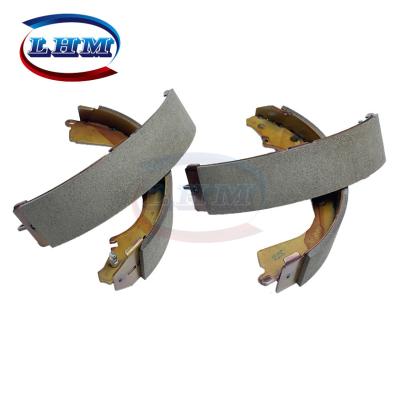 China 04495-60070 hintere Bremsbacke eingestellt für LAND CRUISER HZJ71 HZJ79 HZJ74 44060-20J25 0449560070 zu verkaufen