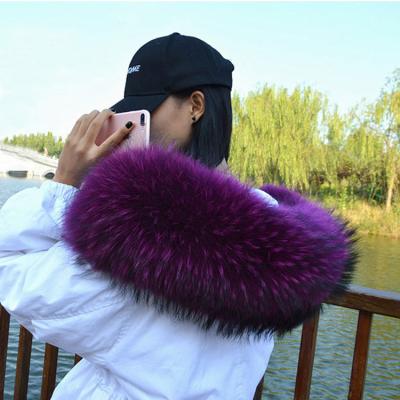 China Real Raccoon Fur Trim Garment for Hood Raccoon Fur Collars for sale