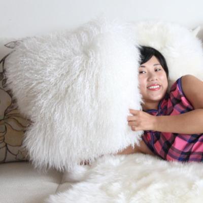 China Bedding Factory Real Fur Mongolian Sheepskin Pillows 45x45 Square Tile With Long Curly Hair for sale