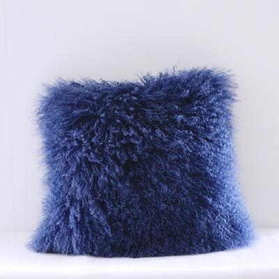 China Viable Factory Wholesale Customized True Size And Color Mongolian Lamb Fur Pillow for sale