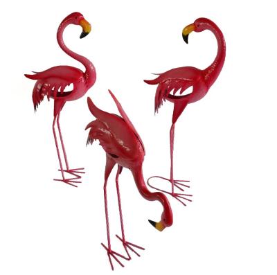 China Europe Outdoor Lawn Ornaments Metal Flamingo Statue for sale