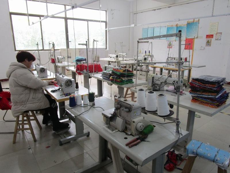 Verified China supplier - Yiwu Jinqian Garments Co., Ltd.