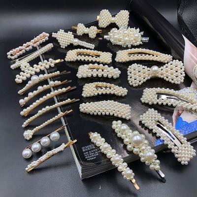 China Fashion Manufacturers Supply Pearl Wedding Party Design Hair Accessories Head Band White Hair Clip for sale