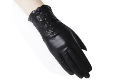 China Short Women Frilling Cuff Lady Wearing Leather Gloves With Touch Screen Fingers for sale