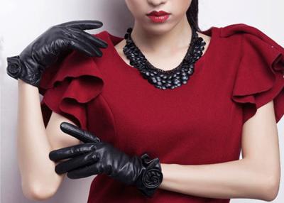 China Flower Decoration Women Genuine Leather Gloves Elegant Style with 3 Color for sale