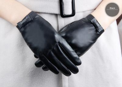 China Leather Bowknot Cuff Fashionable Touch Screen Leather Gloves for Women / Lady / Girls for sale