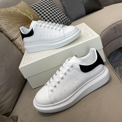 China 2023 MC Famous Brands Fashion anti-slip luxury designer shoes sneakers for men and women for sale