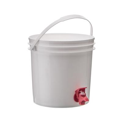 China Sustainable Brand New Big Plastic 3L Water Bucket With Faucet for sale