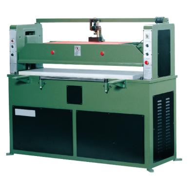 China Plane Cutting Press Leather Cutting Machine Automation Lubricant System for sale