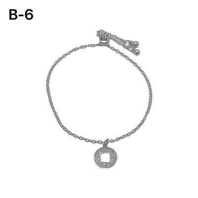 China Customized Luxury Fashion Ladies  Bracelet Alloy Stainless Steel Couple Bracelet for sale