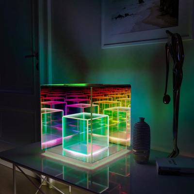 China Wireless Charger Cube Desk Lamp Acrylic Magic Cubes Led Night Colorful Light Decorative Acrylic Table Lamp for sale