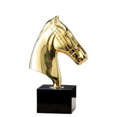 China Wholesale Minimalist Factory Horse Copper Table Decor Living Room Home Decorations for sale