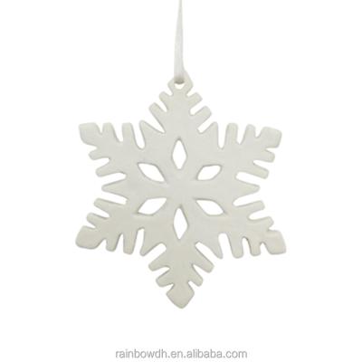 China 2021 Home Decration Ceramic Snowflake Pendant For Christmas Tree Decorations for sale