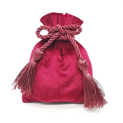 China Fleixble Packaging New Production Custom Small Velvet Jute Drawstring Bag Gift Bags Drawstring for sale