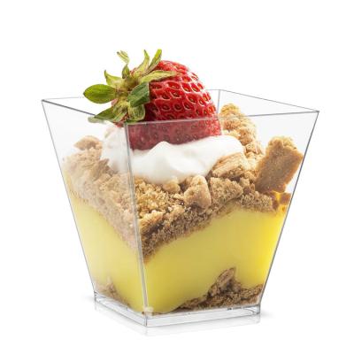 China Square Dessert Cup 200ml Plastic Square Cups Thickened Dessert Cups With Lids Celebrity Clear Disposable Plastic Square Internet Dessert Cup for sale