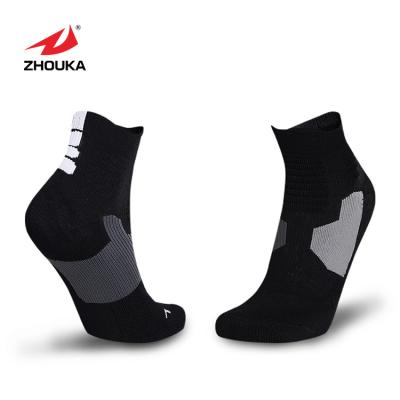 China ZHOUKA Breathable Soccer Socks Top Selling Wholesale Mens Sports Socks Customized for sale